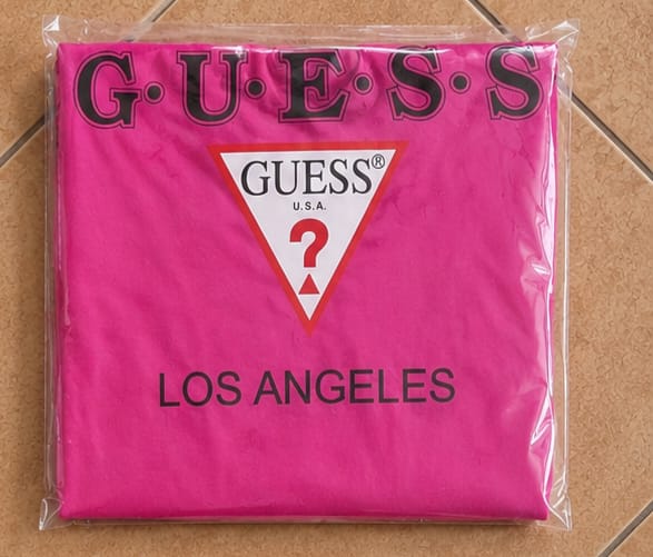 koszulka damska różowa - guess los angeles