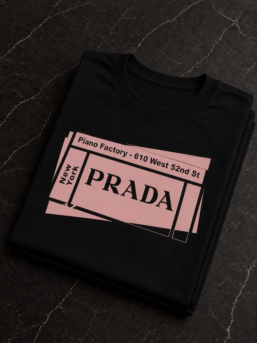 koszulka damska czarna- prada pudrowa